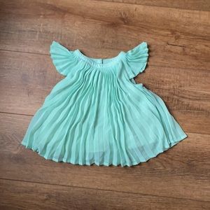 Baby gap girls mint tunic. New without tags. Size 6-12 months